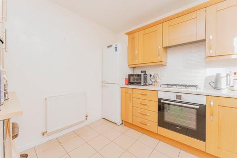 3 bedroom end of terrace house for sale, Coles Close, Kettering NN15