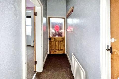 2 bedroom ground floor flat for sale, Durham Road, Gateshead, Tyne and Wear, NE9 5HA