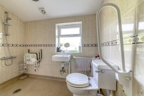 3 bedroom terraced house for sale, Windermere Road, London, SW16