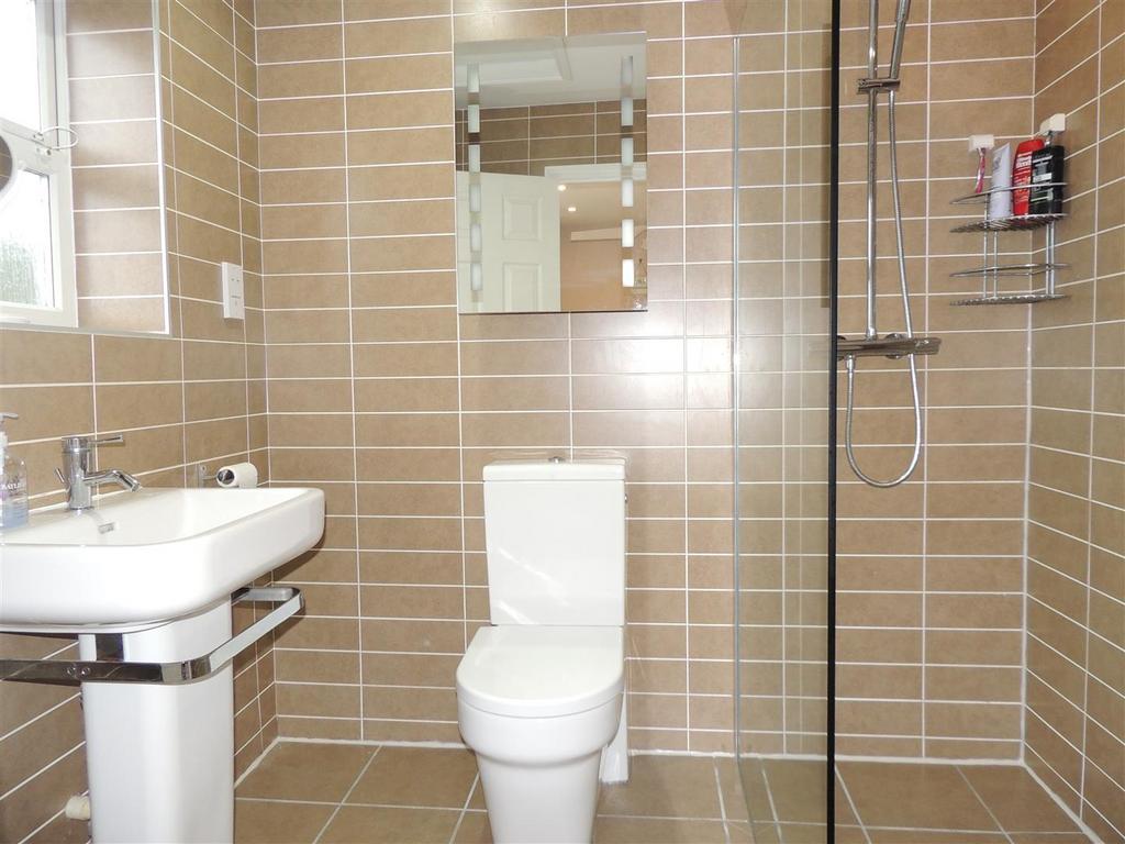 Bedroom One En-Suite