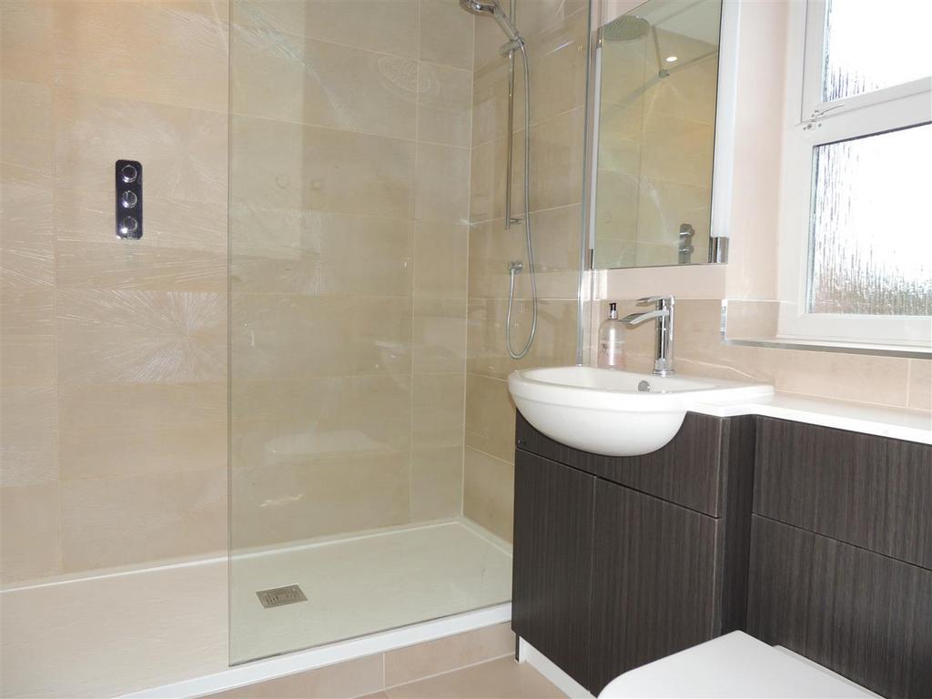 Bedroom Two En-Suite