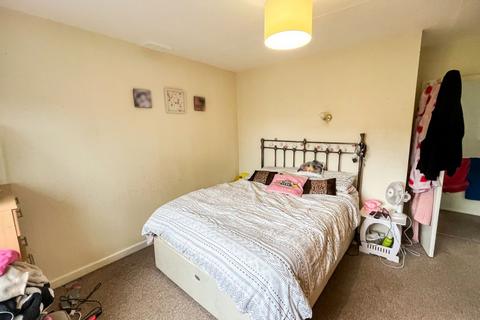 3 bedroom end of terrace house for sale, 10 Northbrook Road, Yeovil, Somerset, BA21 5RQ