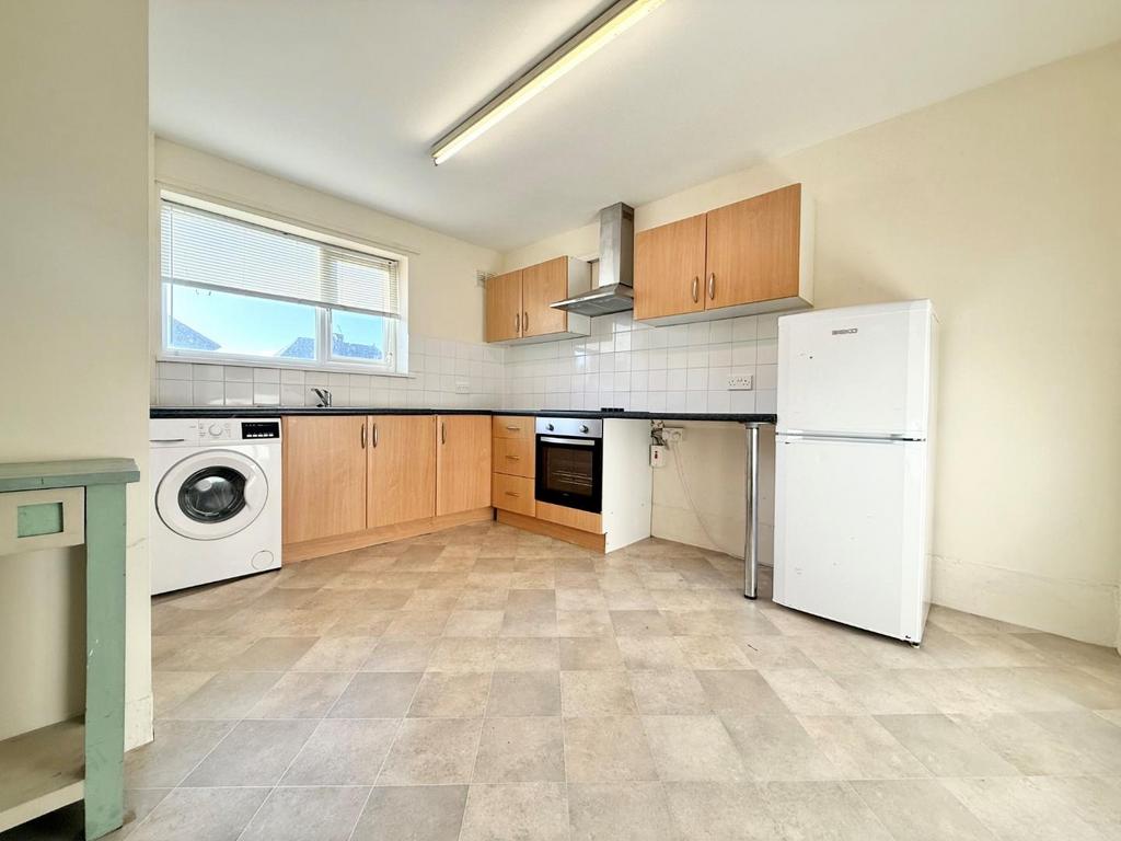 Flat 50 A Wheata Kitchen 1.jpg