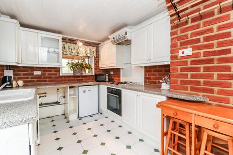 2 bedroom terraced house for sale, Durrants Path, Chesham, Buckinghamshire, HP5