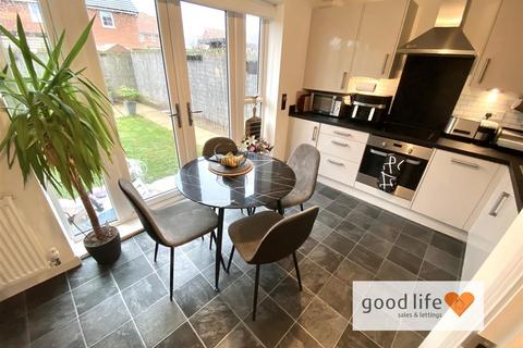 21 Burcombe Close, Ryhope, Sunderland, SR2 0FJ