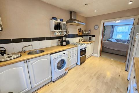 4 bedroom house for sale, Ford Street, Tavistock