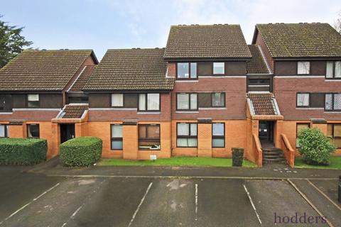 2 bedroom apartment to rent, Flemish Fields, Chertsey, Surrey, KT16