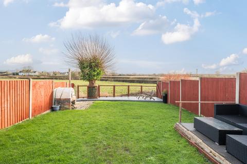 3 bedroom semi-detached house for sale, Tirlebank Way, Tewkesbury, Gloucestershire