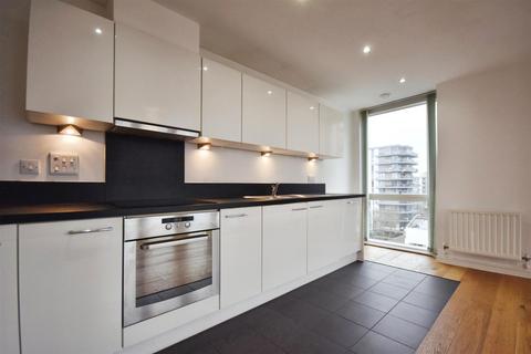 1 bedroom flat for sale, Clayponds Lane, Brentford