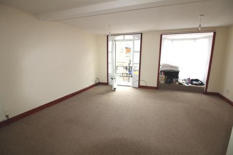 2 bedroom flat to rent, Royal Clarence Apts, ILFRACOMBE EX34