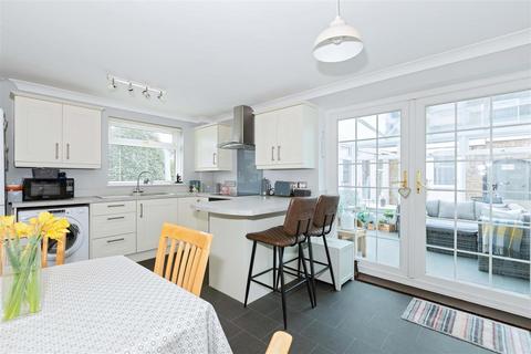 2 The Greenway, Goring By Sea, Worthing, BN12 6AX