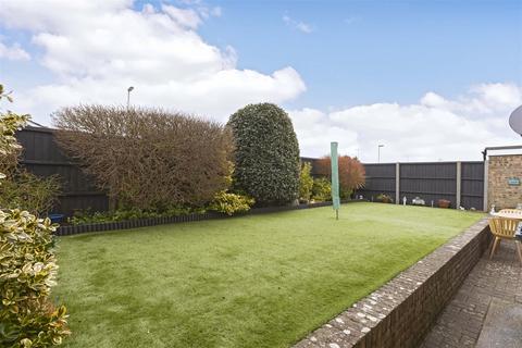 2 The Greenway, Goring By Sea, Worthing, BN12 6AX