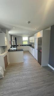 7 bedroom house share to rent, 52 Ebrington Street