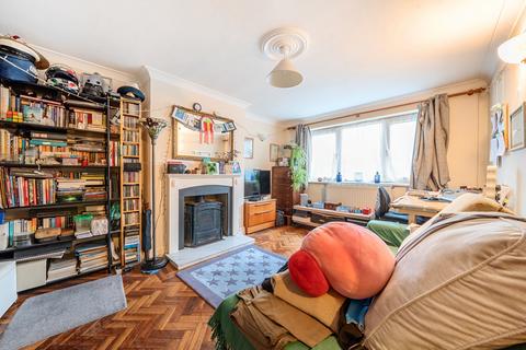 2 bedroom maisonette for sale, Denbigh Road, London