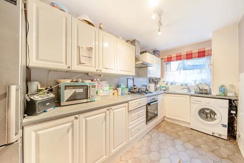 2 bedroom maisonette for sale, Denbigh Road, London