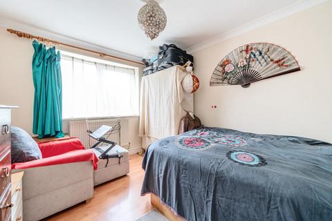 40 Denbigh Road, London, W13 8NH