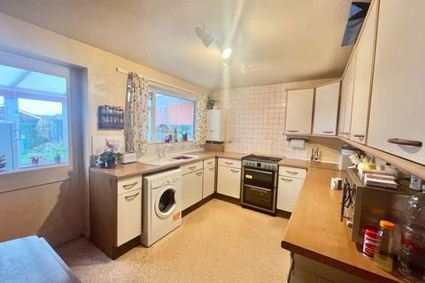 13 Bowland Close, Paignton, TQ4 7RT