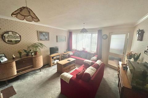 13 Bowland Close, Paignton, TQ4 7RT
