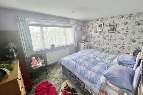 13 Bowland Close, Paignton, TQ4 7RT