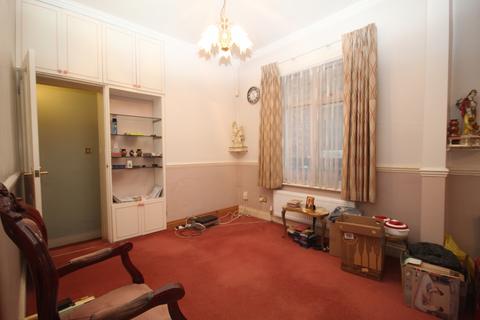 3 bedroom semi-detached house for sale, Central Road, Wembley, Middlesex HA0