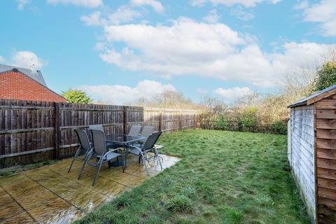 2 bedroom semi-detached house for sale, Lander Close, Bicester OX26