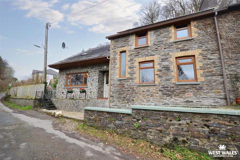 3 bedroom end of terrace house for sale, Velindre, Llandysul