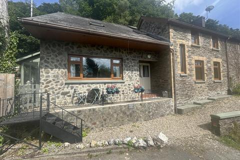 3 bedroom end of terrace house for sale, Velindre, Llandysul