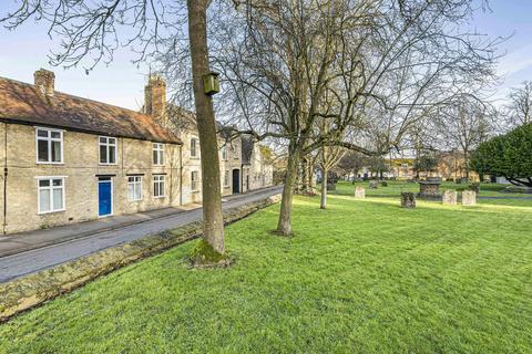 3 bedroom terraced house for sale, Church Street, Bicester, OX26