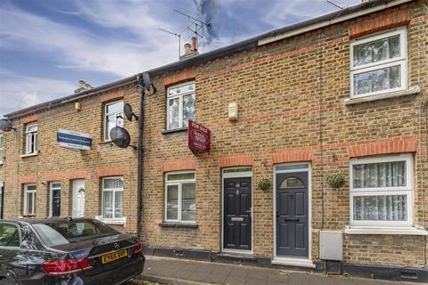 10 George Street, London, W7 3TA