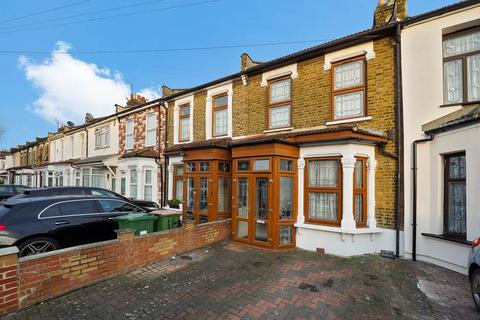 3 bedroom terraced house for sale, Shrewsbury Road, Forest Gate, E7