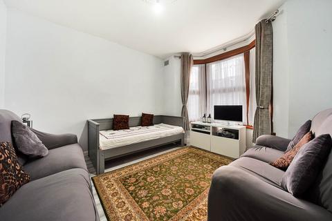 3 bedroom terraced house for sale, Shrewsbury Road, Forest Gate, E7