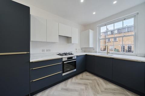 2 bedroom terraced house for sale, Trafalgar Grove, London