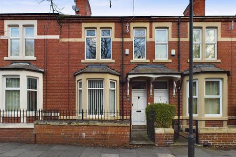 3 bedroom terraced house for sale, Sandringham Gardens, North Shields