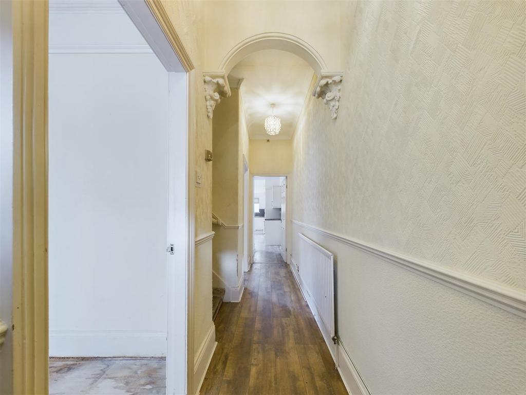 Hallway.jpg