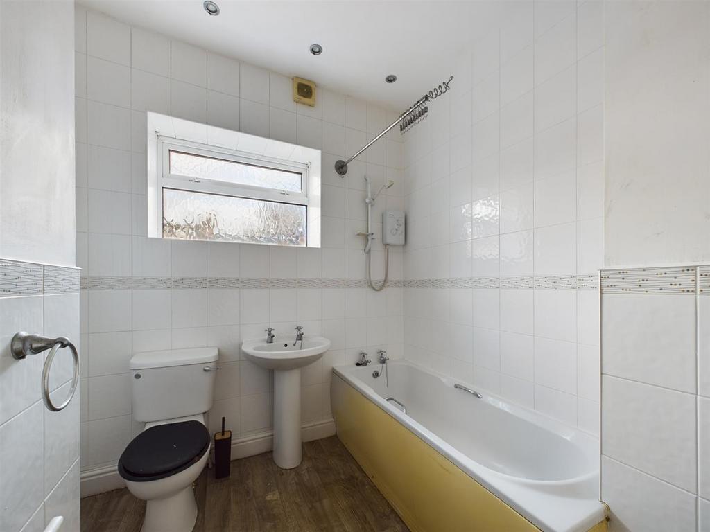 Bath.jpg