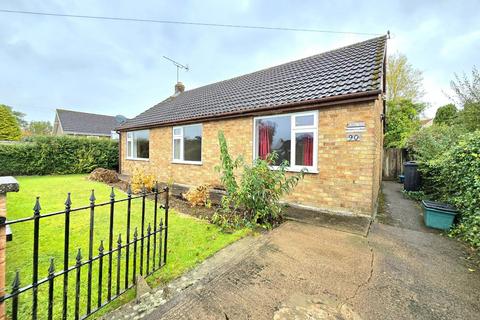 3 bedroom bungalow to rent, 90 Middleton Road