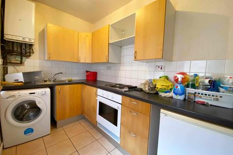 2 bedroom terraced house for sale, Grasmere Street, Leicester LE2