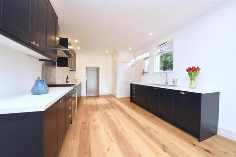 4 bedroom house for sale, Hertford Road, East Finchley, N2