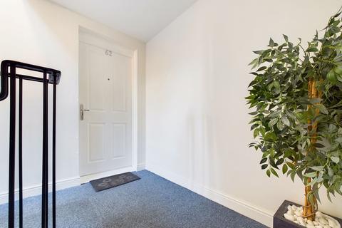 2 bedroom flat for sale, Loaningdale Avenue, Biggar, ML12