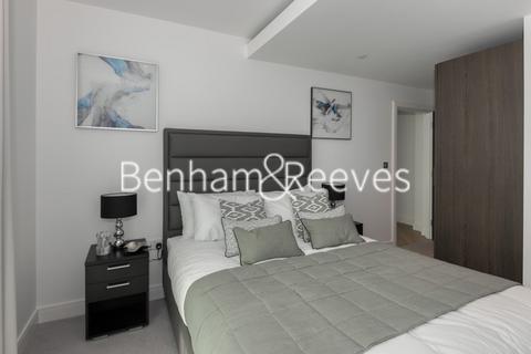 2 bedroom apartment to rent, Sovereign Court, Hammersmith W6