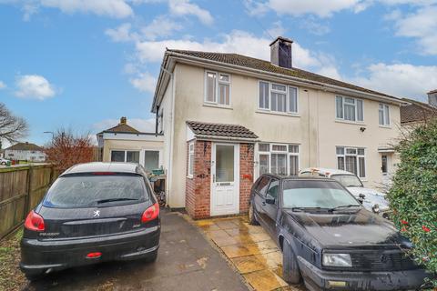 3 bedroom semi-detached house for sale, SHOLING! EXTENDED! KITCHEN/DINER!