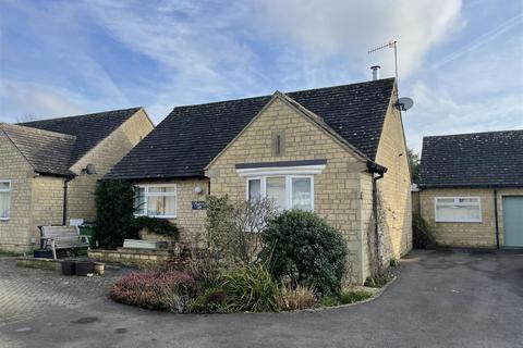 2 bedroom detached bungalow for sale, Park Farm, Bourton-on-the-Water