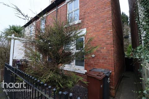 2 bedroom townhouse to rent, Aldersley Road, Wolverhampton