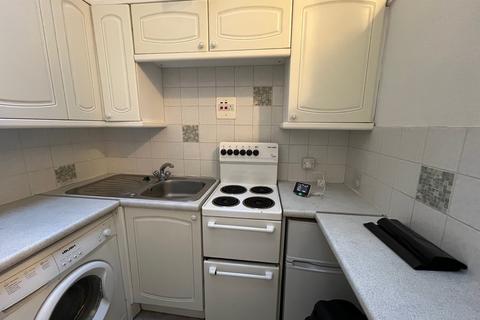 1 bedroom flat to rent, Clifton Drive North, Lytham St. Annes, Lancashire, FY8