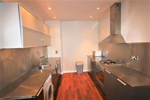 2 bedroom penthouse to rent, Lee Circle, Leicester, LE1