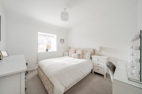 2 bedroom apartment for sale, Valeside Avenue, High Wycombe HP10