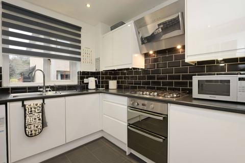 47 Bleachfield, Edinburgh, EH6 5TE
