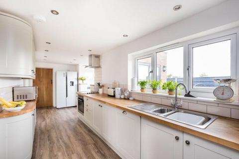 undefined, Rock Green, Ludlow