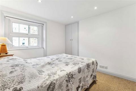 2 bedroom flat to rent, Beauchamp Place, London SW3