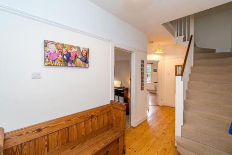 65 Brookvale Road, Southampton, SO17 1QS